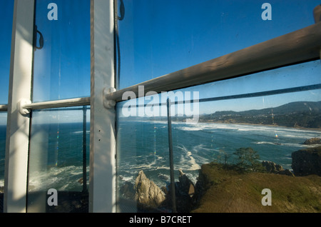 Vista da Yaquina Capo Faro vicino a Newport Oregon USA Foto Stock