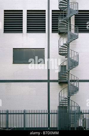 Una spirale fire escape Foto Stock