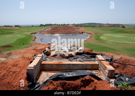 Nuovo campo da golf in costruzione Vpingo cresta nord litorale Mombasa Kenya Foto Stock