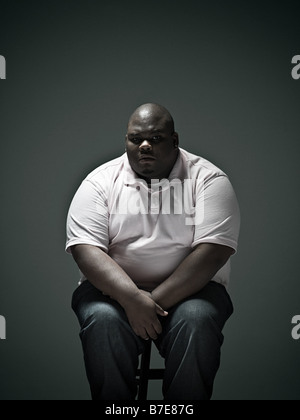 Uomo di peso eccessivo Foto Stock