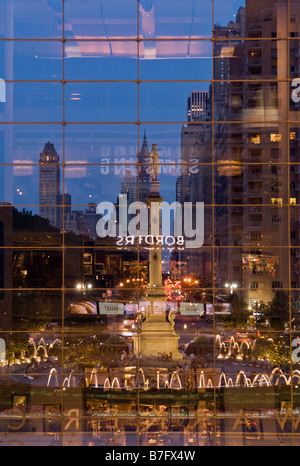 Columbus Circle a New York City come si vede dal Time Warner Center Foto Stock