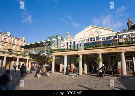 Mercato di Covent Garden Londra Inghilterra Regno Unito Regno Unito GB Gran Bretagna Isole britanniche in Europa Foto Stock