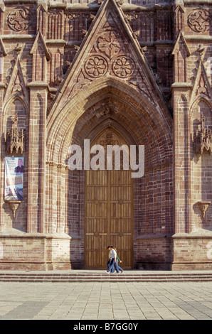 Porte di Nostra Signora di Guadalupe nella Cattedrale di Zamora Michoacan Messico Foto Stock