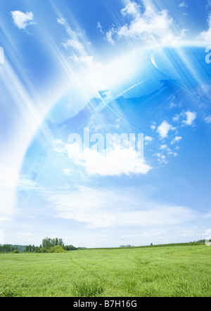 Cielo blu e glassland Foto Stock