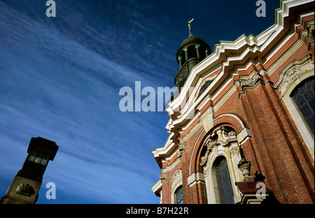 Oct 25, 2008 - St Michaelis (Michel) chiesa nella città tedesca di Amburgo. Foto Stock