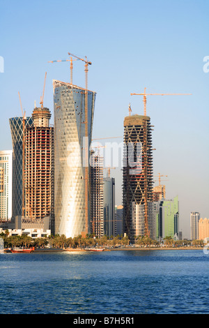 Una vista dell'alto luogo in corso di realizzazione nel nuovo distretto di Doha in Qatar da tutta la baia di Doha 30 Dicembre 2008 Foto Stock