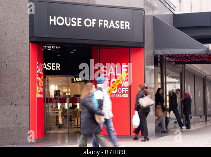 Le vendite di gennaio 2009 banner offre 70 settanta per cento off nella finestra di House of Fraser in Oxford Street Londra Foto Stock