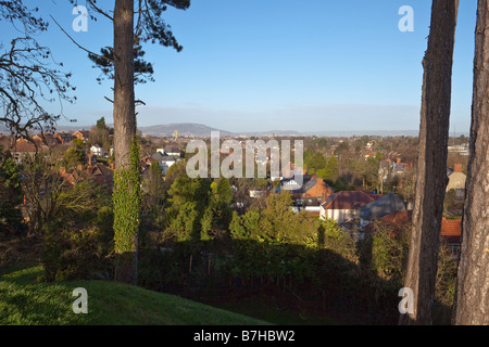 Vista di Belfast, Irlanda, dal Parco Shandon mound Foto Stock