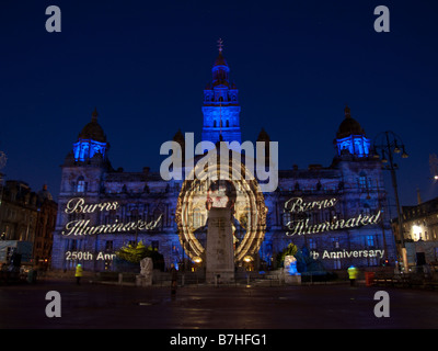 Masterizzare la notte in Glasgow - George Square Foto Stock