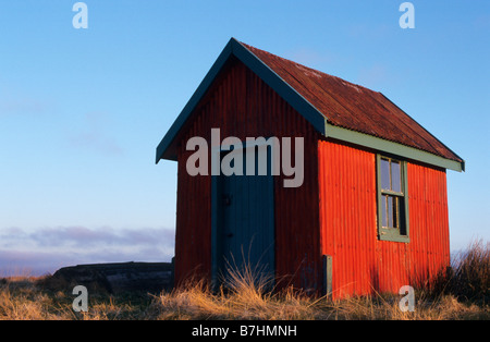 Red Fisherman's capanna sulle rive del fiume Thurso, Strathmore, Caithness in Scozia. Foto Stock