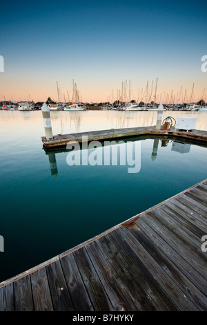 Visualizzare durante l'alba sulle banchine del Porto delle Channel Islands in Oxnard in California Foto Stock