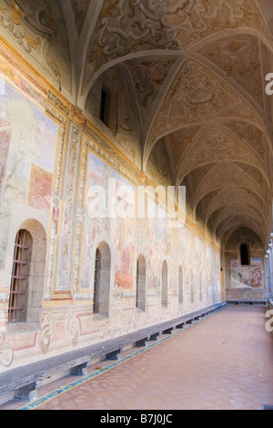 Affresco a Santa Chiara cloistry Napoli Campania Italia Foto Stock