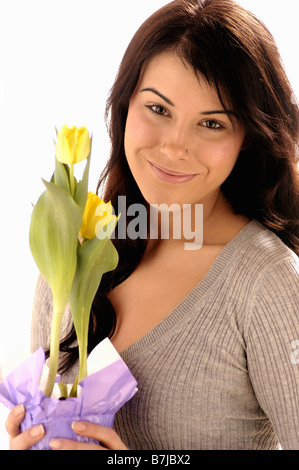 Ragazza giovane w/Flower, Regina, Saskatchewan Foto Stock