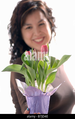 Ragazza giovane w/Flower, Regina, Saskatchewan Foto Stock