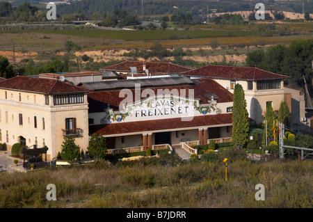 Cavas Freixenet cantina. Sant Sadurni d'Anoia, San Sadurni de Noya. Edificio della cantina. Spagna. Foto Stock