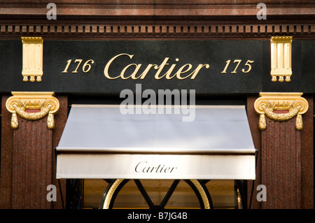 Il Cartier negozio Gioielli su New Bond Street, Londra, Inghilterra. Gen 2009 Foto Stock