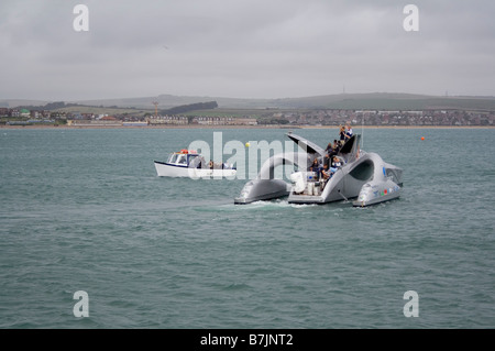 Earthrace eco-barca a Weymouth nel Dorset, Regno Unito. Disponibile solo su Alamy Foto Stock