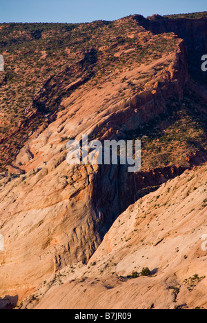 Waterpocket Fold e Hall Creek dai saloni si affacciano su, Capitol Reef National Park nello Utah. Foto Stock