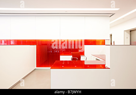 Rosso Bianco ufficio moderno reception Foto Stock