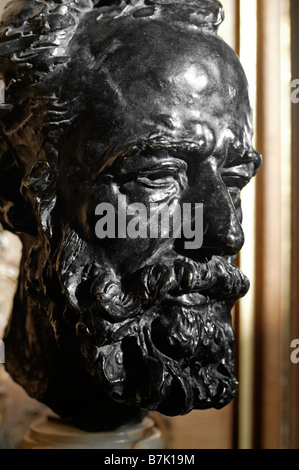 Busto di Auguste Rodin al Museo Rodin in Hotel Biron, Parigi, Francia Foto Stock