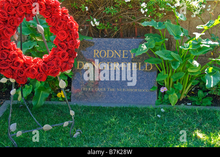 Rodney Dangerfield attore comico & Hollywood Celebrity Graves Westwood Memorial Park Los Angeles CA cimitero luogo di riposo Foto Stock