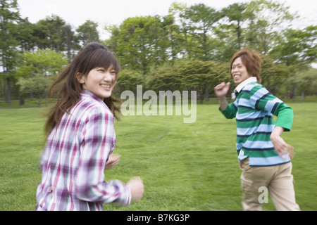 Giovane correndo insieme Foto Stock