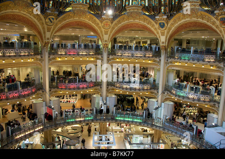 Grandi magazzini Galeries Lafayette Paris Francia France Foto Stock