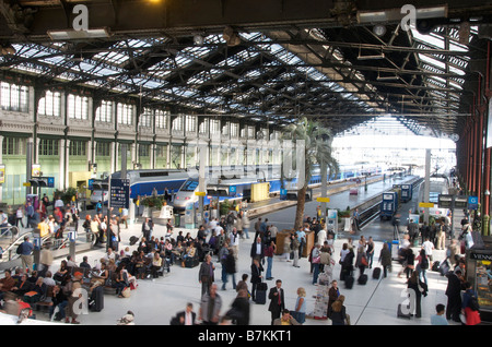 Stazione ferroviaria di Gare de Lyon a Parigi, Francia Foto Stock