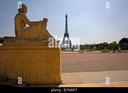 Tour Eiffel visto da Palazzo Chaillot, Parigi, Francia. Foto Stock