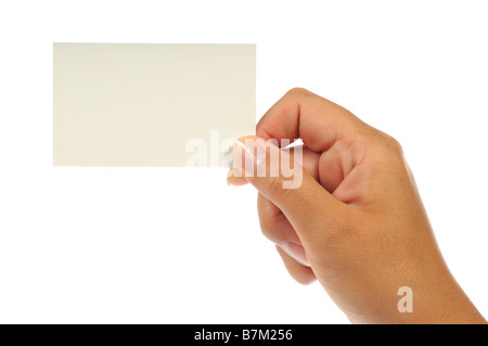Mano che tiene un vuoto di business card isolato su bianco Foto Stock