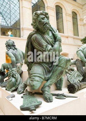 In prossimità dei quattro prigionieri (Quattro nazioni sconfitto) una scultura del museo del Louvre a Parigi, Francia Europa Foto Stock