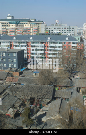 Edificio di nuova costruzione e hu tong a Beijing in Cina Foto Stock
