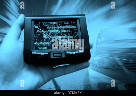 Il GPS in un mans mano Foto Stock