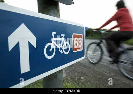 Percorso in bicicletta 66 vicino al mercato Weighton Il Wolds East Yorkshire Regno Unito Foto Stock