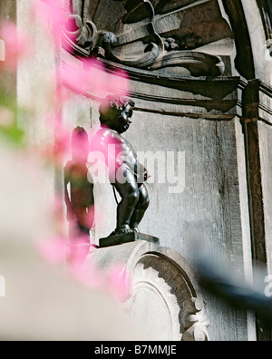 Belgio Bruxelles la statua Manneken Pis fontana Foto Stock