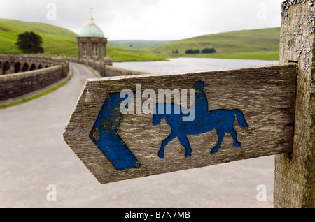 Bridalway pony horse trekking equestre di orientamento Foto Stock