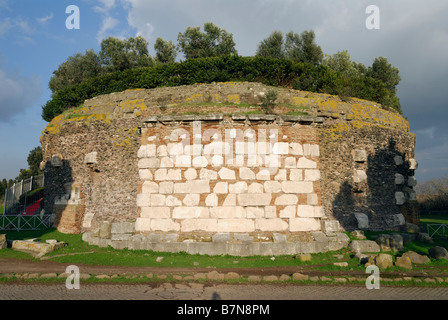 Roma Italia Via Appia Antica Via Appia Antica Casal Rotondo mausoleo Foto Stock