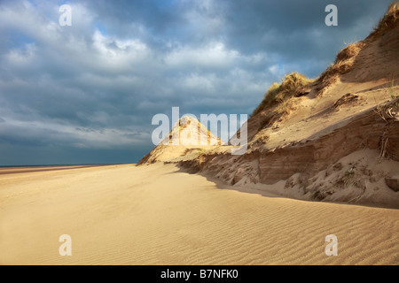 Ainsdale dune di sabbia Riserva Naturale Nazionale NNR mostra erosione delle dune frontale Foto Stock