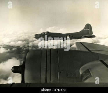 BOEING B-17E Flying Fortress del USAAF battenti dalla Tunisia nel 1943 Foto Stock