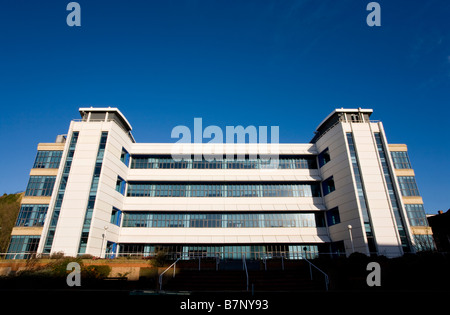 Uffici moderni al lato del canale di Nottingham. Foto Stock