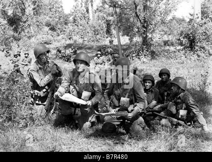 Obiettivo, Birmania Anno: 1945 USA Frank Tang, Errol Flynn, John Alvin Direttore: Raoul Walsh Foto Stock