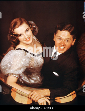 En avant la musique sciopero fino la banda Anno: 1940 USA Mickey Rooney, Judy Garland Direttore: Busby Berkeley Foto Stock