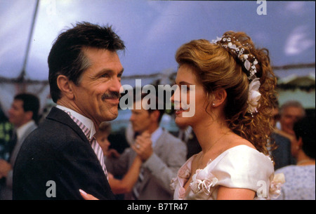 Steel Magnolias Anno: 1989 USA Direttore: Herbert Ross Julia Roberts, Tom Skerritt Foto Stock