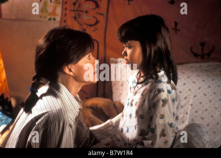 Non senza mia figlia Anno: 1991 USA Sally Field , Sheila Rosenthal Regia: Brian Gilbert Foto Stock