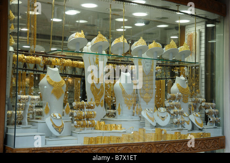 I gioielli del Dubai Gold Souq Foto Stock