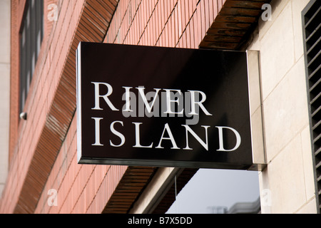 Un negozio segno sopra il fiume isola negozio di abbigliamento su Oxford Street, Londra. Gen 2009 Foto Stock