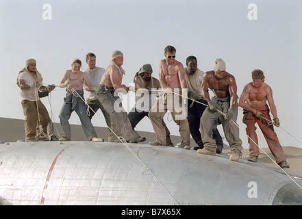 Le vol du Phoenix volo di Phoenix Anno: 2004 USA Hugh Laurie, Miranda Otto, Dennis Quaid, Sticky Fingaz, Kevork Malikyan, Tony Curran, Tyrese, Scott Michael Campbell, Jacob Vargas, Giovanni Ribisi Direttore: John Moore Foto Stock