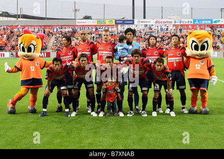 Omiya Ardija team group linea fino ottobre 26 2008 Football 2008 J League Division 1 tra Omiya Ardija 2 1 JEF United Ichihara Chiba a Nack 5 stadium Saitama Giappone Foto di AFLO SPORT 0006 Foto Stock