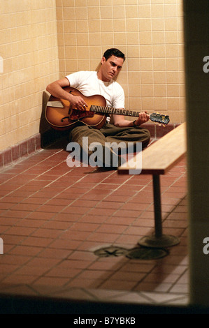 A piedi la linea a piedi la linea Anno: 2005 USA Joaquin Phoenix Direttore: James Mangold Foto Stock