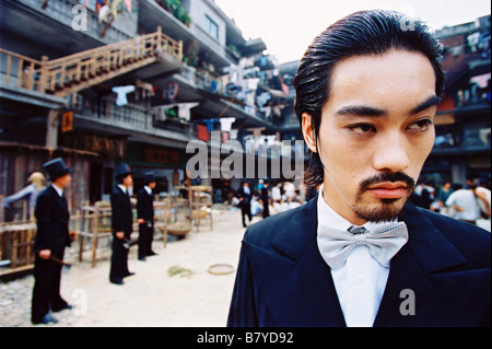 Gong fu del Kung Fu Hustle Anno: 2004 - Chine Hong Kong Danny Chan Kwok Kwan Direttore: Stephen Chow Foto Stock